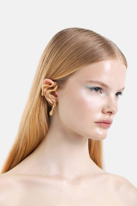 undulating earcuff in gold - Image 1