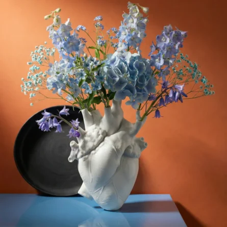 LOVE IN BLOOM VASE - Image 4