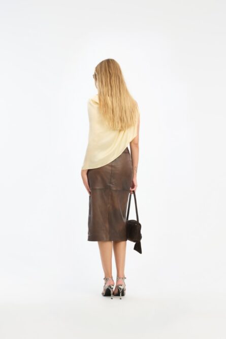 LEATHER MIDI PENCIL SKIRT - Image 3
